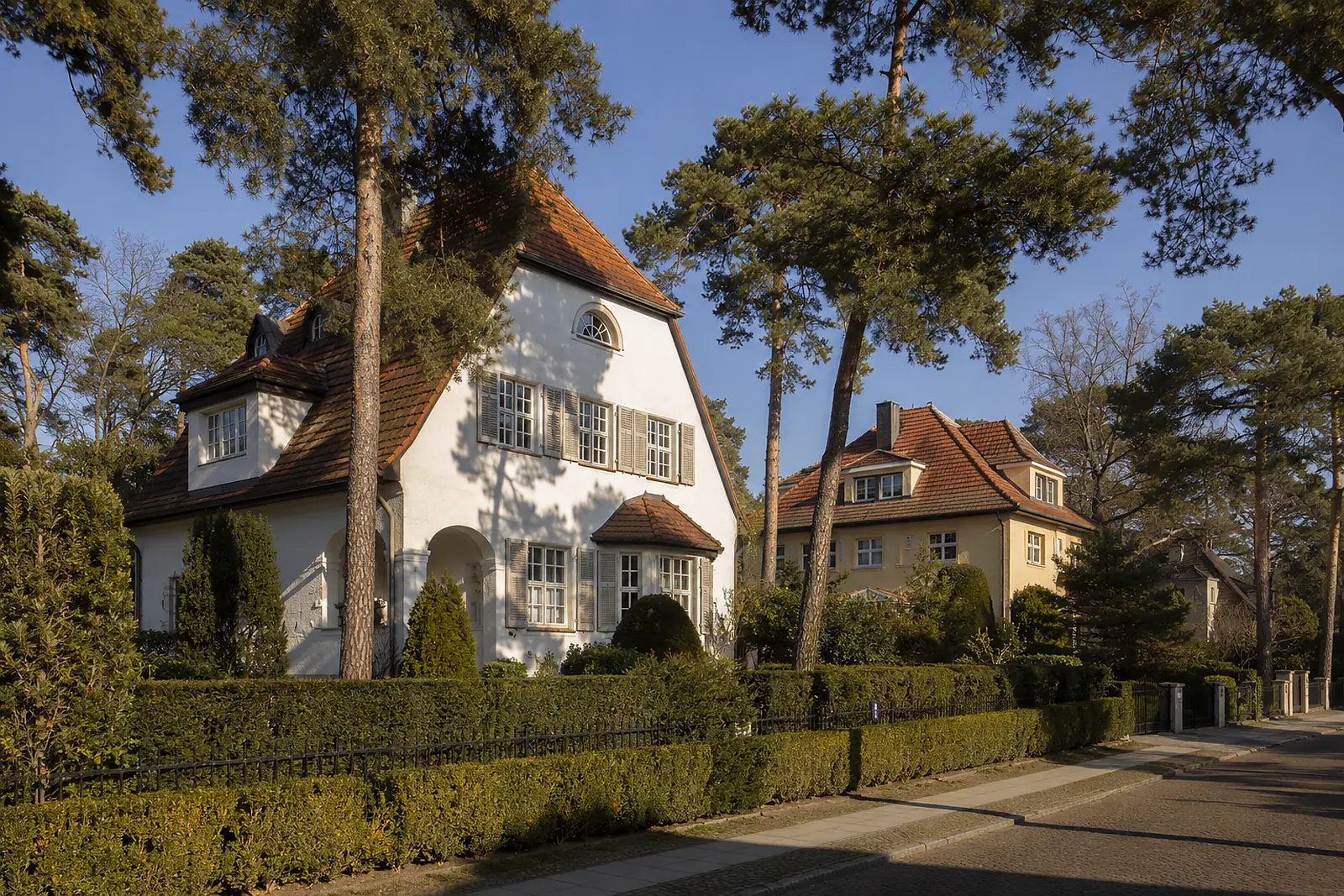 Badsanierung Lettin: Landhaus im Grünen mit weitem Garten